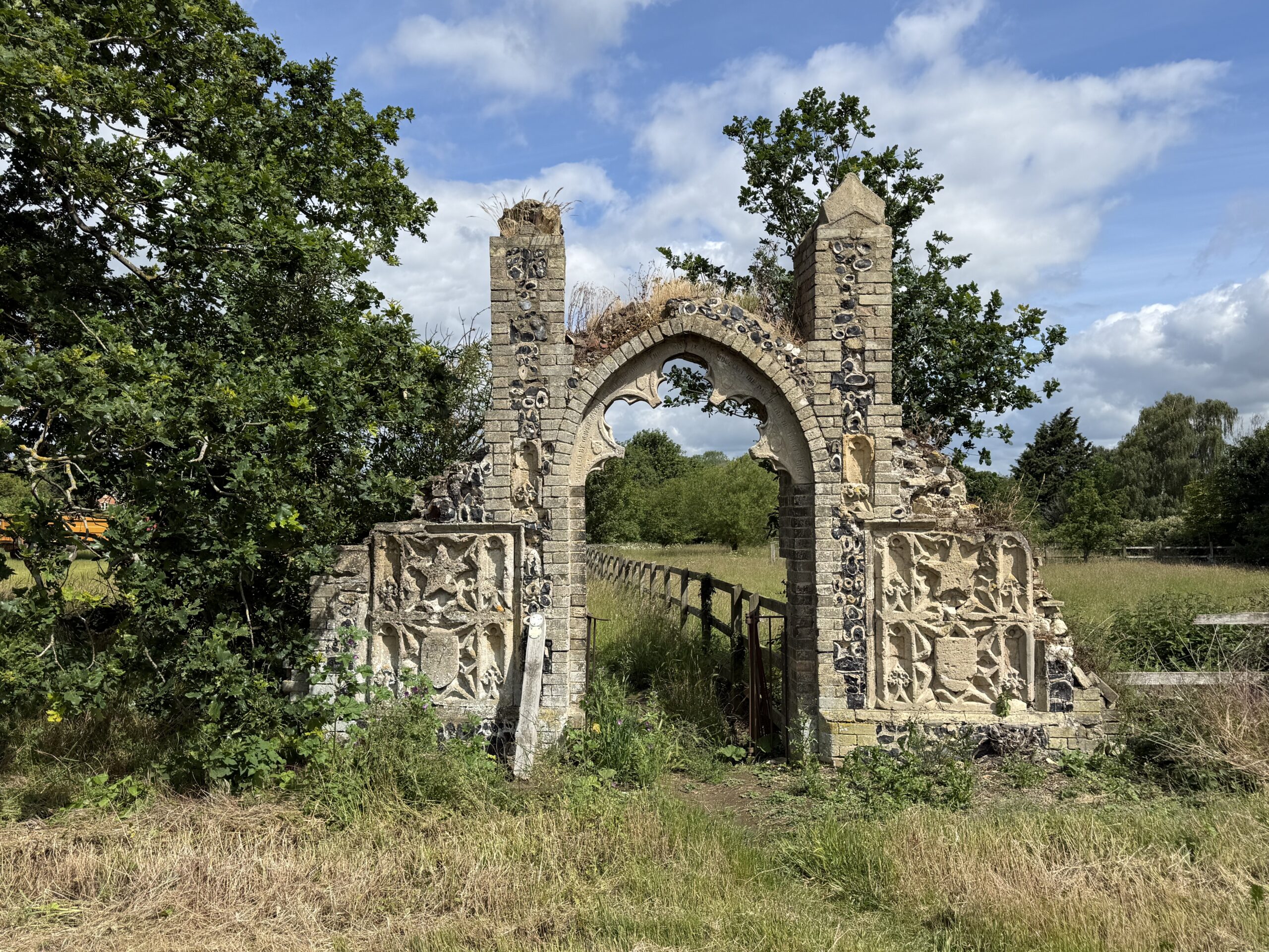 The Arch, Prince of Wales Avenue, Middleton, Essex